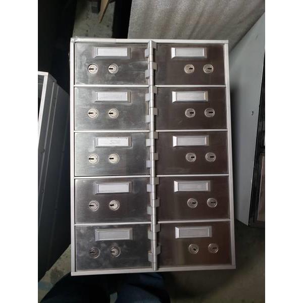 Southern California Safe Deposit Box (3" X 5"), 10 Opening
