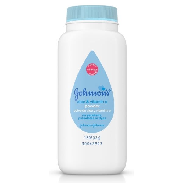 Johnson'S Baby Powder With Aloe Vera & Vitamin E, 1.5 Oz, Case Of 96