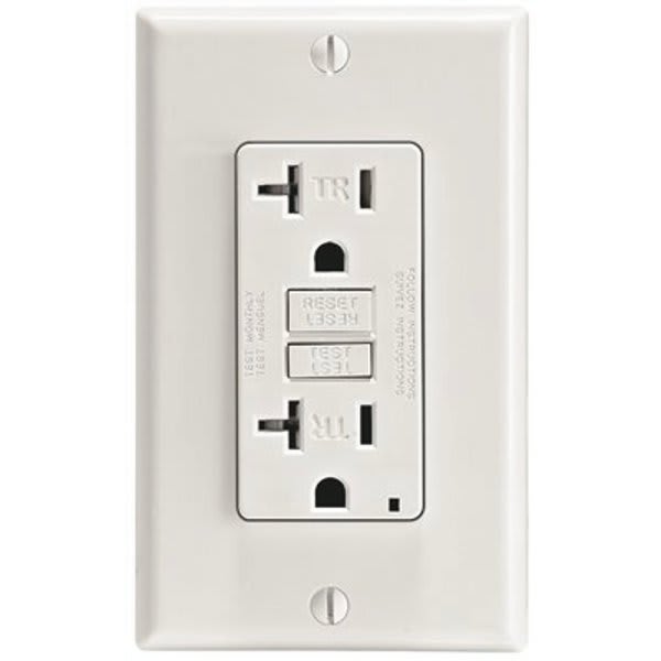 Leviton 20 Amp 125v Nema 5-20r Smartlockpro 2-Pole Tamper-Resistant Gfci White