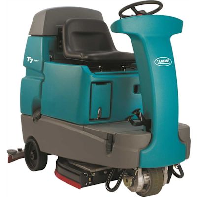 TENNANT T7 Rider - Disk Scrubber, 32", 240AH C/20 Battery, Conventional, 25A 115V AC 60Hz 1Ph On-Board Charger