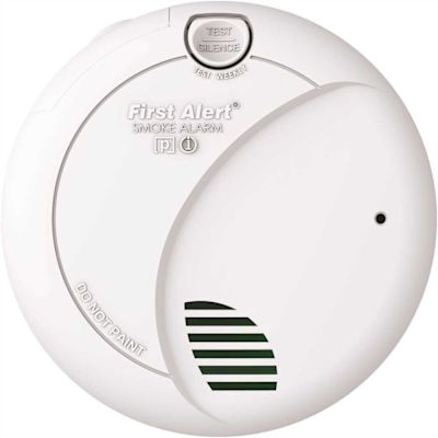 First Alert Hardwired Interconnected Smoke Alarm with Battery Backup