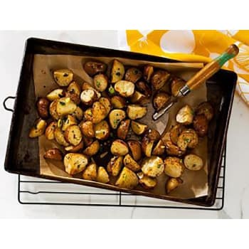 Image for Mcnairn™ Quilon Bake Pan Liners 16.375" X 24.375" Case Of 1,000 from HD Supply