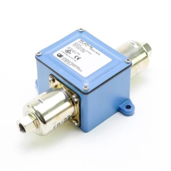 Image for United Electric Differential Pressure Switch, Nema4, Spdt, 0 - 40 Psi from HD Supply