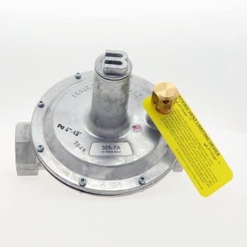 Image for Maxitrol 1 1/2"npt 5psi Max Inlet For Ng 2psi Max Inlet Lp 4-12"wc Gas Regulator from HD Supply