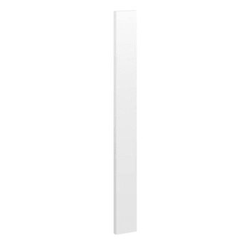 Express Shaker 3 In. W X 0.75 In. D X 30 In. H Filler Strip In Vesper White