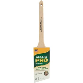 Wooster 2-1/2 In Pro Nylon Thin Angle Sash Brush