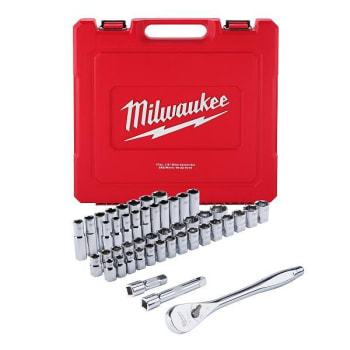 Milwaukee 1/2 in. Drive SAE/Metric Ratchet And Socket Mechanics Tool Set