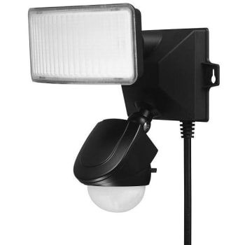Globe Electric Plug-In Motion Led Security Black Plastic 10ft Cord