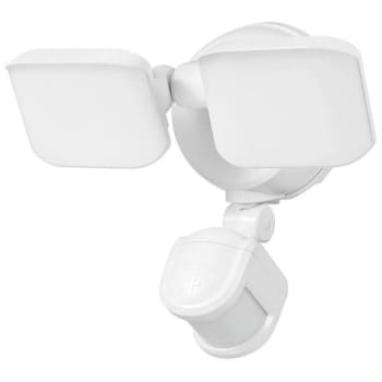 Image for Globe Electric Battery Motion Led Security Twin Head White 600lm 4k 180d 50ft from HD Supply