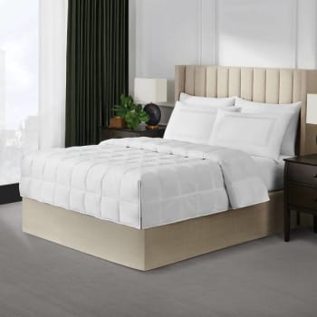 Image for Choice Hotels Queen Envirosleep Advantiva® Cloud Filled Blanket White Case Of 4 from HD Supply