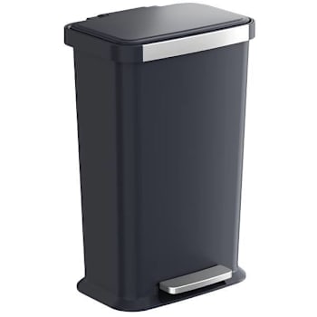 HLS Commercial 13.2 G / 50 Liter Black Plastic Step Pedal Trash Can With Odor Filter