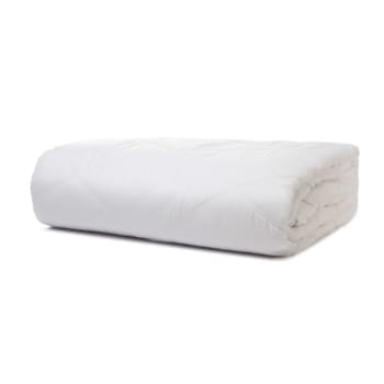 Image for Golden Mills Golden Diamond Eco Blanket White King Case Of 8 from HD Supply