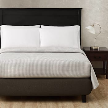 Image for Berkshire Hospitality Quartet Waffle Weave Top Sht F/Q Grey Case Of 6 from HD Supply