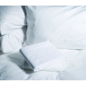IHG Holiday Inn Express T210 Pillowcase Queen White Firm Case Of 72