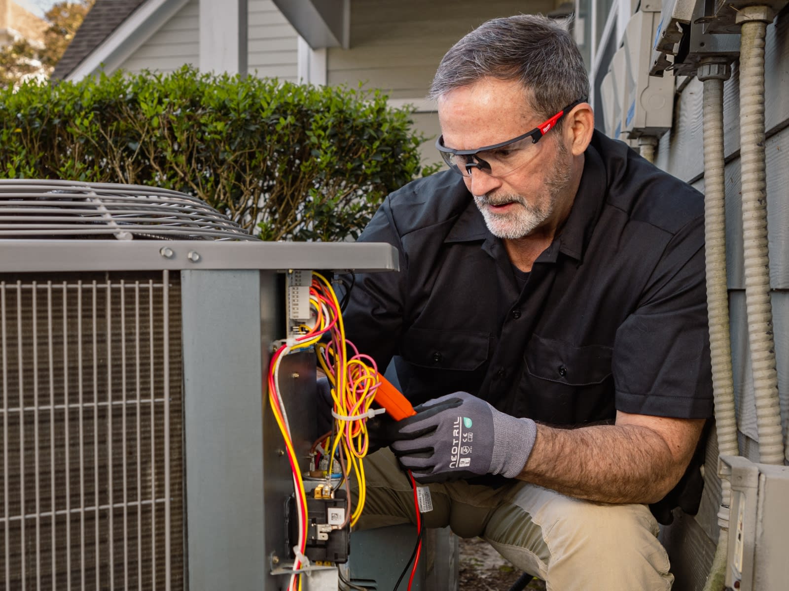 HVAC Replacements & Repairs. Covered.
