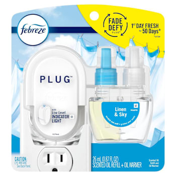 Febreze Plug Starter Kit, Oil Refill Plug-In, Linen Sky Scent Oil Warmer, 0.87 Oz